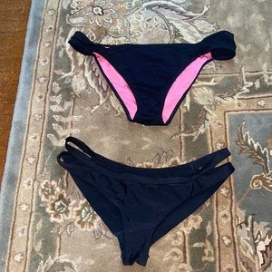 Bikini bottom bundle! Size M